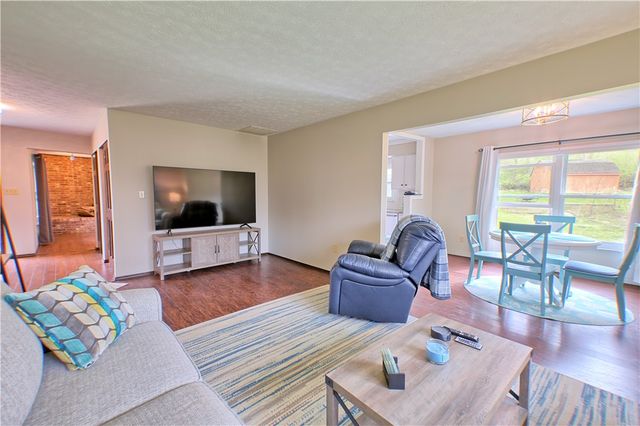 500 Woodcove Way, Beavercreek, OH 45430