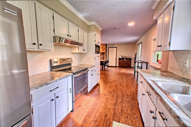 500 Woodcove Way, Beavercreek, OH 45430