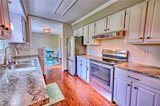 500 Woodcove Way, Beavercreek, OH 45430