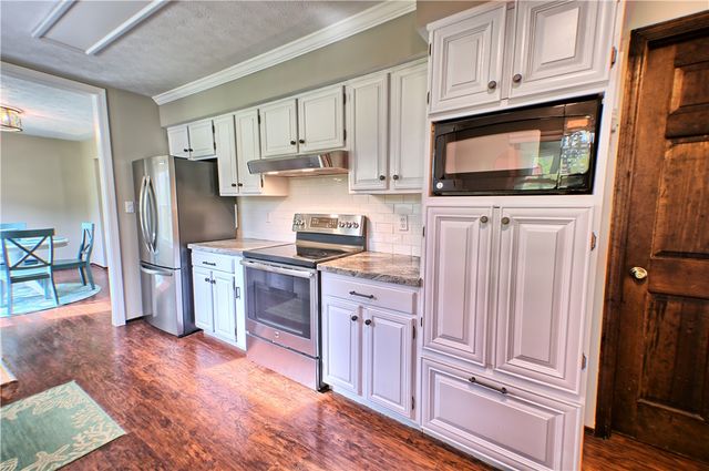 500 Woodcove Way, Beavercreek, OH 45430