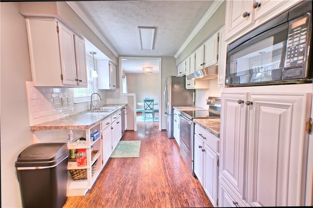 500 Woodcove Way, Beavercreek, OH 45430