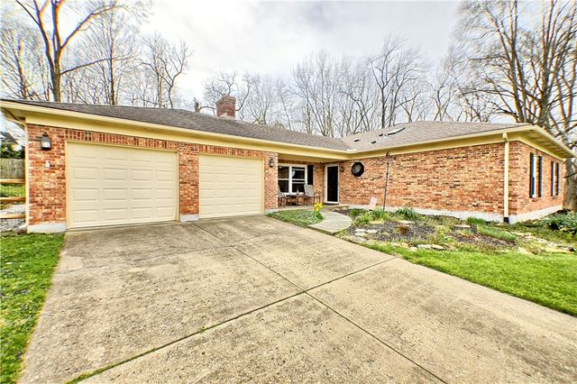 500 Woodcove Way, Beavercreek, OH 45430