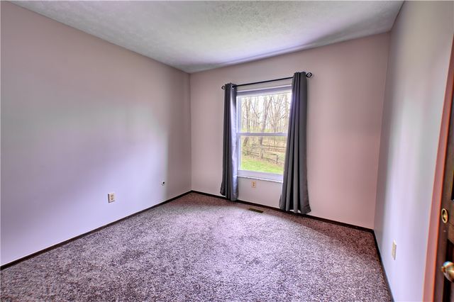 500 Woodcove Way, Beavercreek, OH 45430