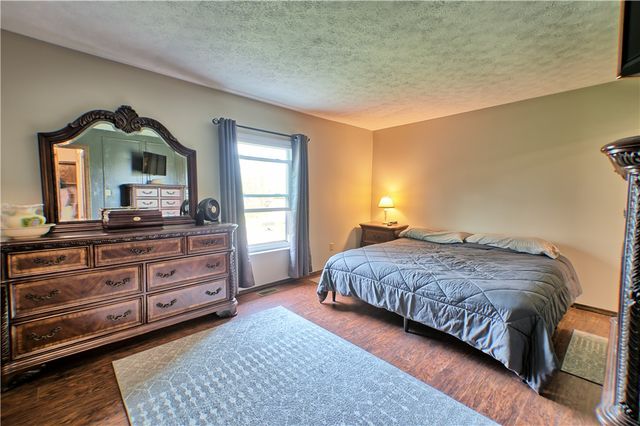 500 Woodcove Way, Beavercreek, OH 45430