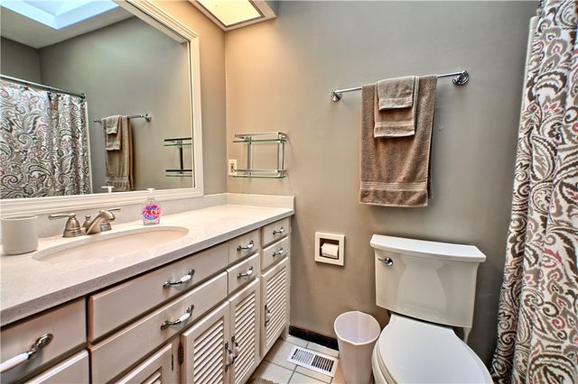 500 Woodcove Way, Beavercreek, OH 45430