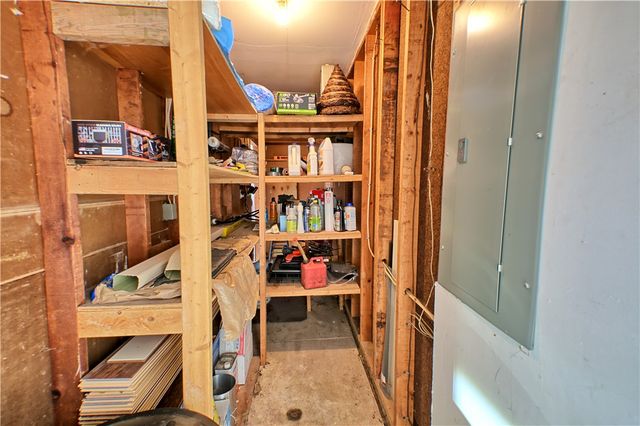 500 Woodcove Way, Beavercreek, OH 45430