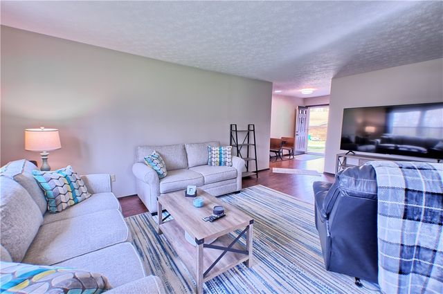 500 Woodcove Way, Beavercreek, OH 45430