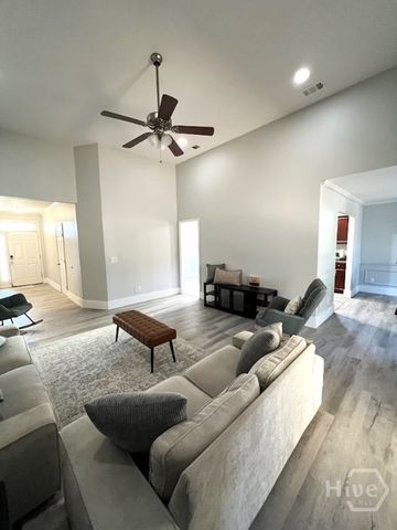 82 Saddlebrush Road, Ellabell, GA 31308