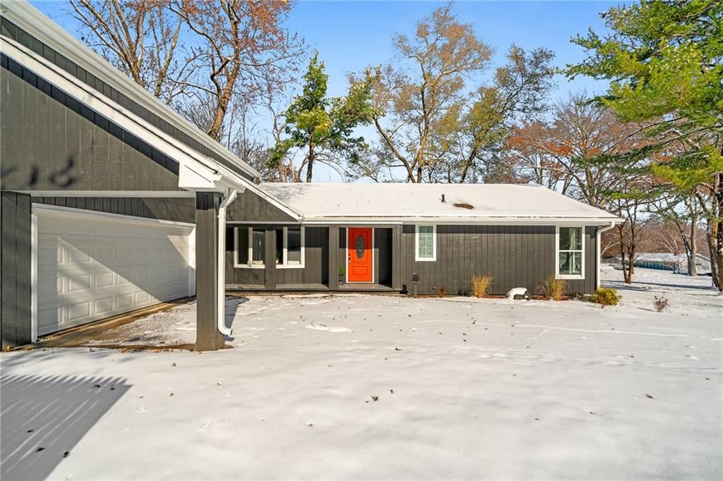 13606 Cypress Avenue, Grandview, MO 64030