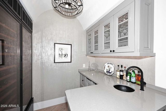 6205 E SAGE Drive, Paradise Valley, AZ 85253