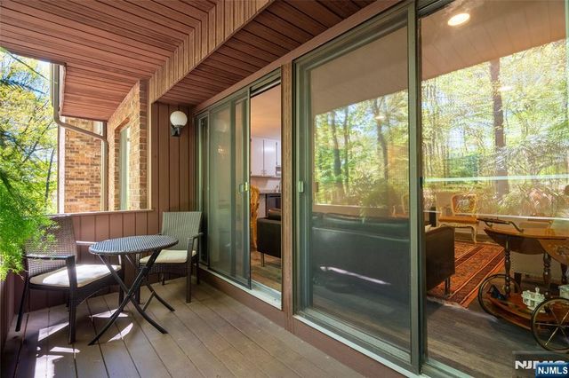 138 Indian Hollow Court, Mahwah, NJ 07430