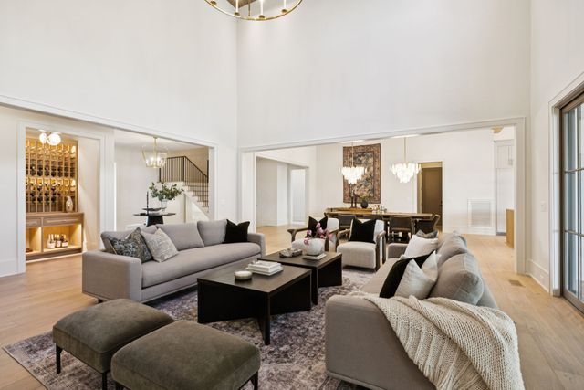 8101 Heirloom Blvd, College Grove, TN 37046