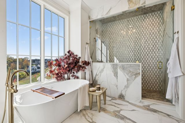 8101 Heirloom Blvd, College Grove, TN 37046