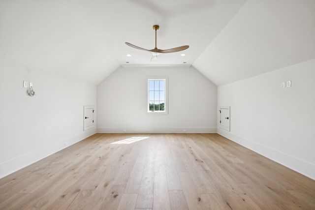 8101 Heirloom Blvd, College Grove, TN 37046