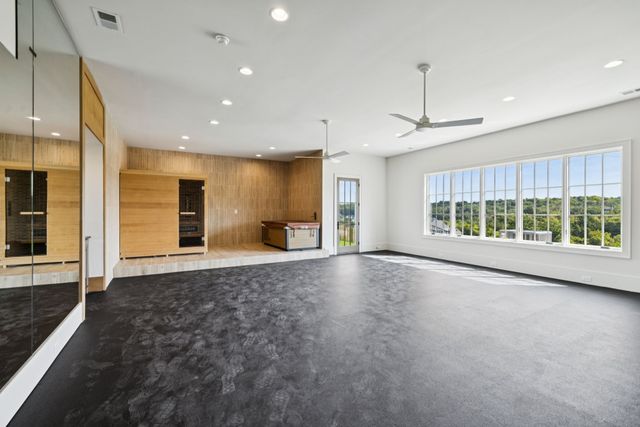 8101 Heirloom Blvd, College Grove, TN 37046