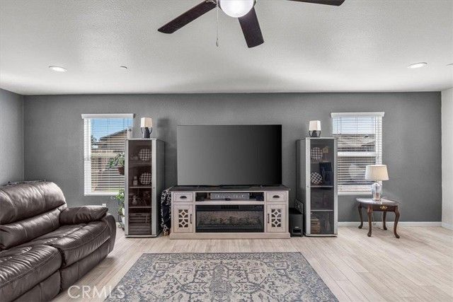 784 Taryn Court, Merced, CA 95341