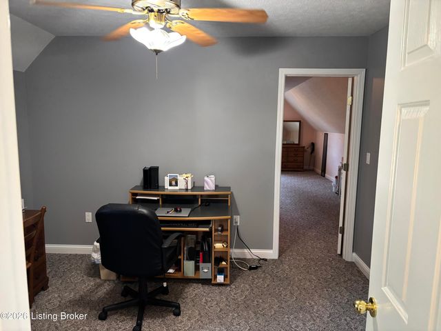 6314 Faris Way, Louisville, KY 40272