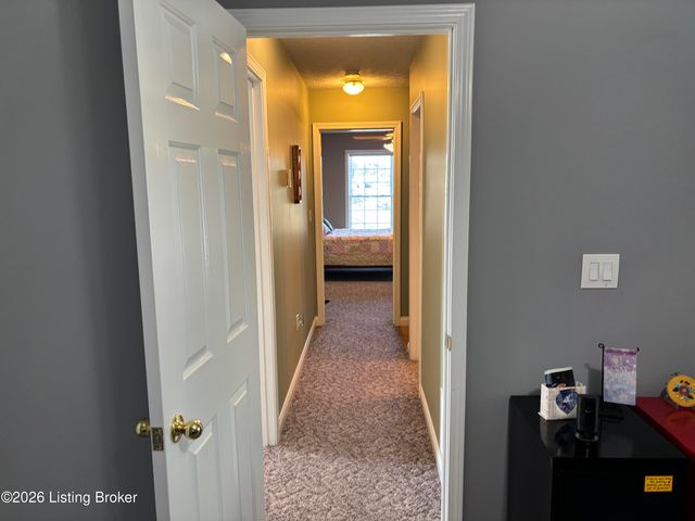 6314 Faris Way, Louisville, KY 40272