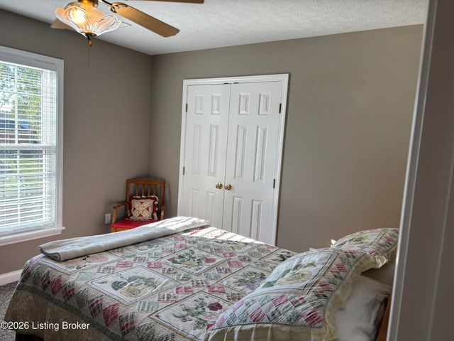 6314 Faris Way, Louisville, KY 40272