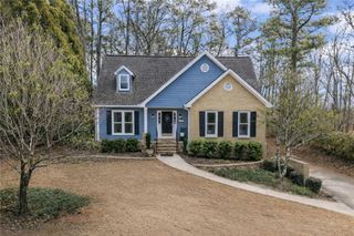 124 Price Hills Court, Sugar Hill, GA 30518