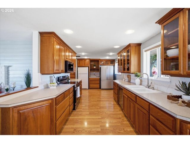 35600 Truelove Dr, Lebanon, OR 97355