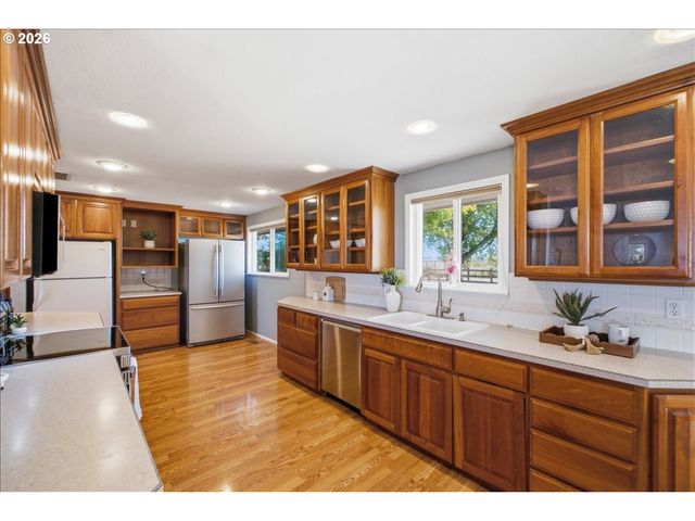 35600 Truelove Dr, Lebanon, OR 97355
