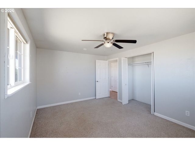35600 Truelove Dr, Lebanon, OR 97355