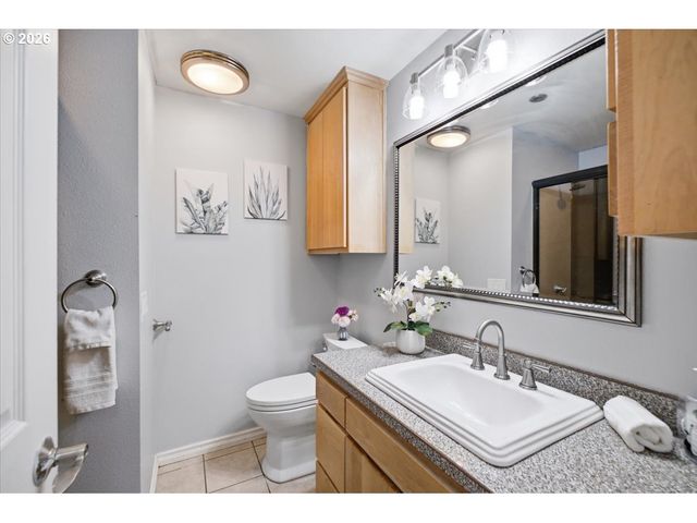 35600 Truelove Dr, Lebanon, OR 97355