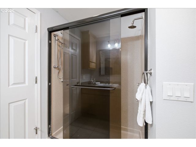 35600 Truelove Dr, Lebanon, OR 97355