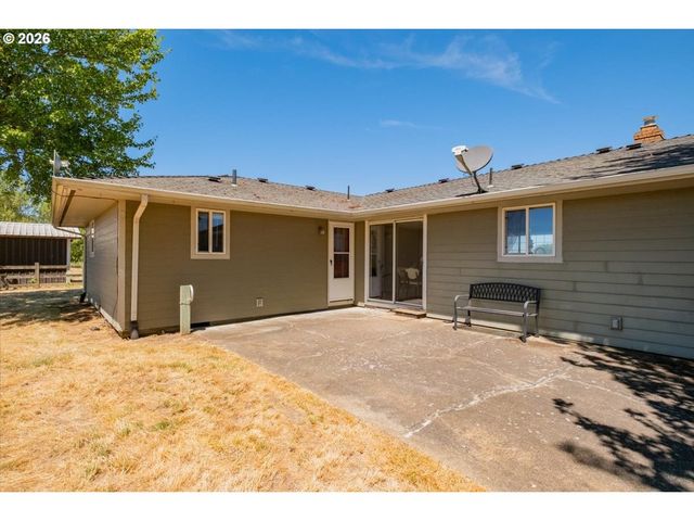 35600 Truelove Dr, Lebanon, OR 97355