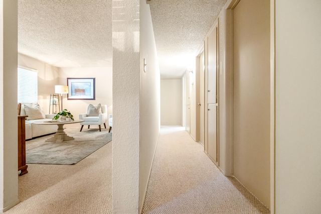 650 W Princeton Court, Visalia, CA 93277