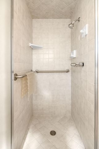 650 W Princeton Court, Visalia, CA 93277