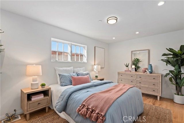 225 24th Street, Manhattan Beach, CA 90266