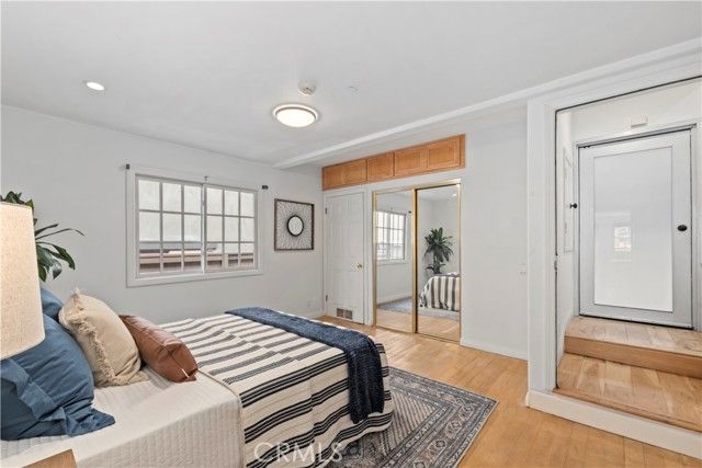 225 24th Street, Manhattan Beach, CA 90266