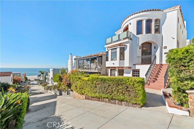 225 24th Street, Manhattan Beach, CA 90266