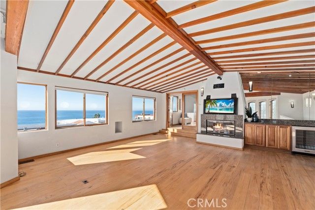 225 24th Street, Manhattan Beach, CA 90266