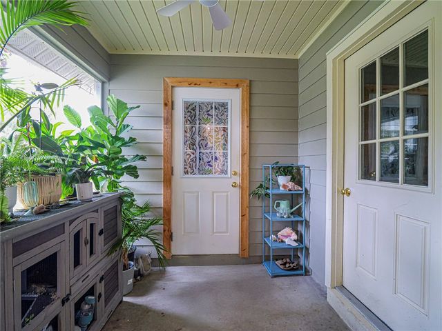 665 32nd Avenue SW, Vero Beach, FL 32968