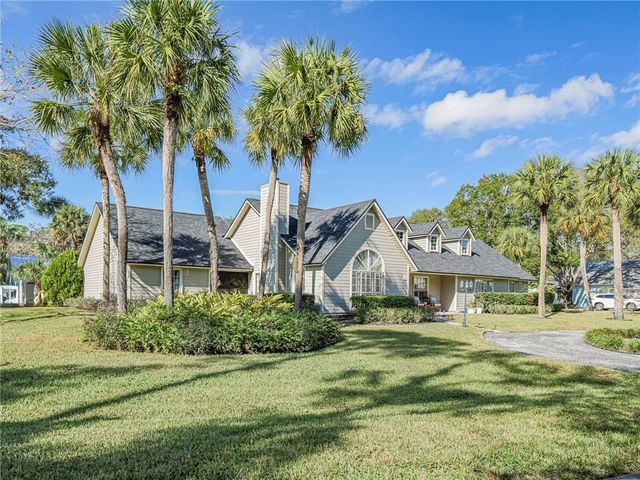 665 32nd Avenue SW, Vero Beach, FL 32968