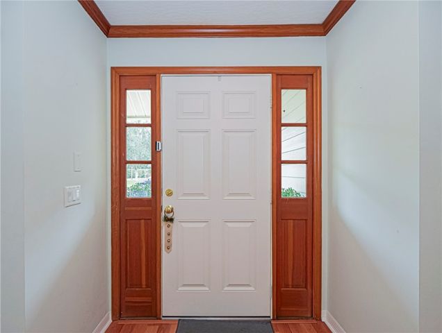 665 32nd Avenue SW, Vero Beach, FL 32968