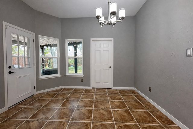 1528 Bosque Drive, Carrollton, TX 75010