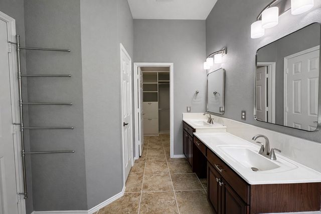 1528 Bosque Drive, Carrollton, TX 75010