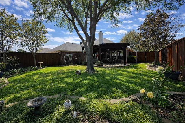 1528 Bosque Drive, Carrollton, TX 75010