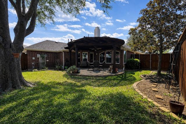 1528 Bosque Drive, Carrollton, TX 75010