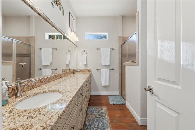 576 MEANDERING WAY, Polk City, FL 33868