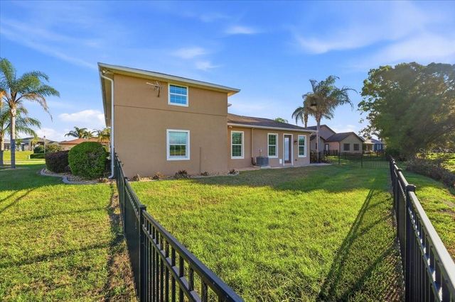 576 MEANDERING WAY, Polk City, FL 33868