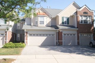 480 PINE LAKE Circle, Vernon Hills, IL 60061