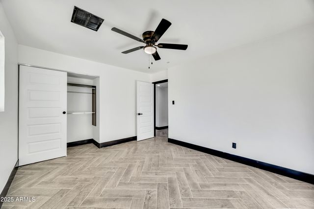 6017 W COLTER Street, Glendale, AZ 85301