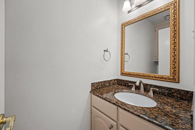 7122 Wood Hollow DR 71, Austin, TX 78731