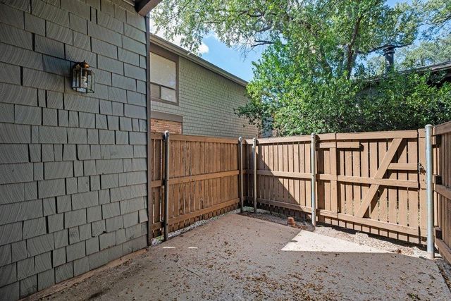 7122 Wood Hollow DR 71, Austin, TX 78731