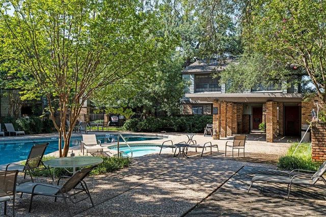 7122 Wood Hollow DR 71, Austin, TX 78731
